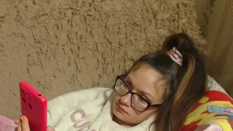 say meow and send tips  online show from January 27, 2025, 11:54 pm