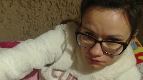 say meow and send tips  online show from January 31, 2025, 11:56 pm