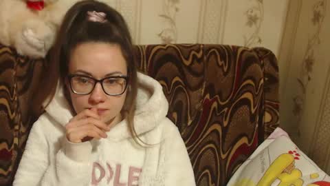 say meow and send tips  online show from February 27, 2025, 9:22 am