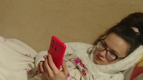 say meow and send tips  online show from March 6, 2025, 6:59 pm