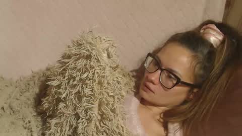 say meow and send tips  online show from October 20, 2025, 4:40 pm