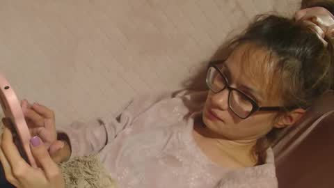 say meow and send tips  online show from October 21, 2025, 7:03 pm