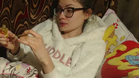 say meow and send tip  online show from February 27, 2025, 7:47 pm