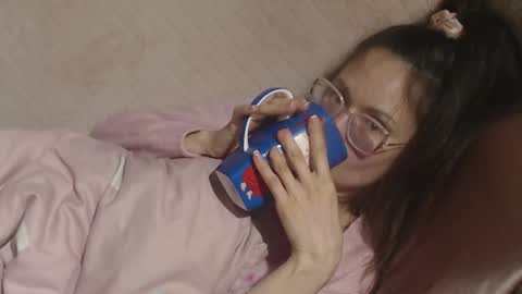 say meow and send tip  online show from March 26, 2026, 6:02 pm