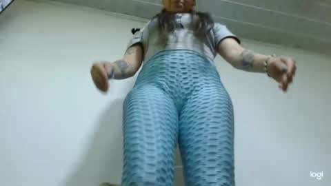 candymilfff online show from June 30, 2026, 10:11 pm