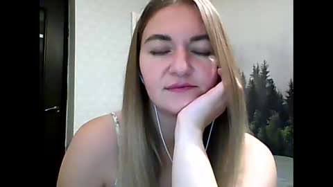 Daisy online show from October 9, 2025, 8:40 pm