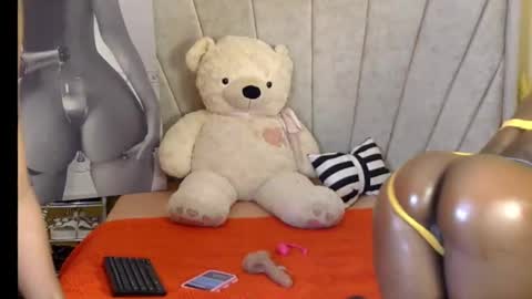 Snapshot of candyspicee chatting on March 1, 2025, 1:32 am candyspicee online show from March 1, 2025, 1:32 am