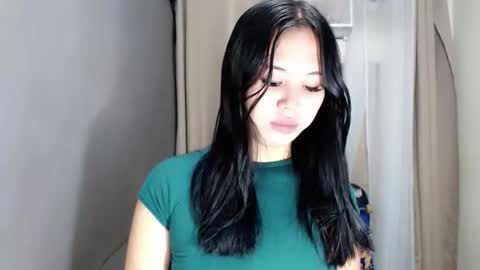 Snapshot of candysweetcum_ chatting on May 28, 2026, 11:29 am CALL ME SAM online show from May 28, 2026, 11:29 am