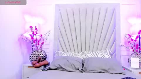 candyyvega online show from February 4, 2026, 8:47 pm