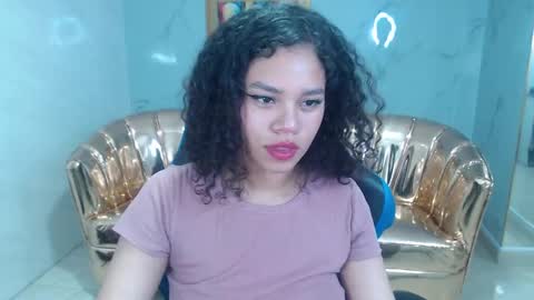 canela_s1 online show from October 8, 2025, 8:28 pm