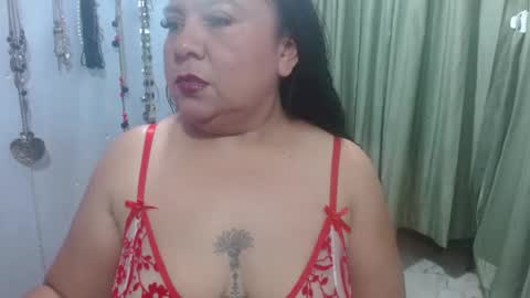 Snapshot of canelacollins chatting on November 3, 2025, 4:25 am CanelaCollins online show from November 3, 2025, 4:25 am