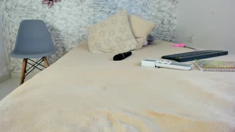 Canhela online show from February 6, 2025, 7:02 am