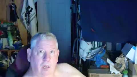 canoelicker69 online show from September 22, 2025, 10:39 am