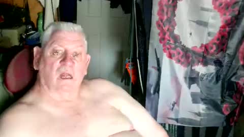 Snapshot of canoelicker69 chatting on May 9, 2026, 2:55 pm canoelicker69 online show from May 9, 2026, 2:55 pm