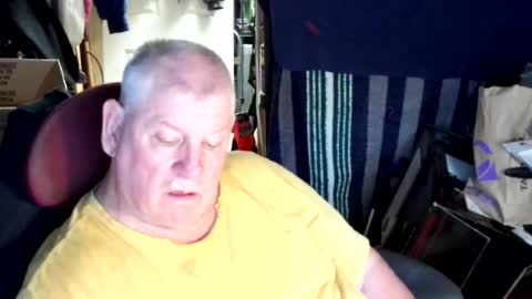 Snapshot of canoelicker69 chatting on August 4, 2026, 7:05 pm canoelicker69 online show from August 4, 2026, 7:05 pm