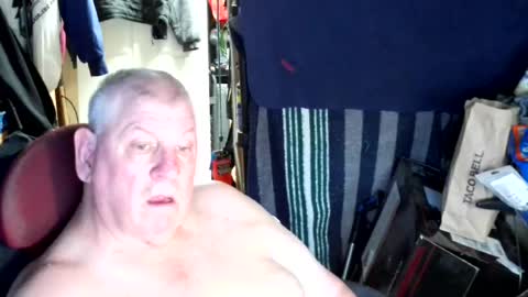 Snapshot of canoelicker69 chatting on August 6, 2026, 7:38 pm canoelicker69 online show from August 6, 2026, 7:38 pm