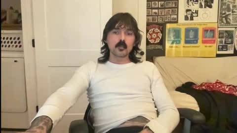 cantleavethehouse online show from November 28, 2025, 4:26 am