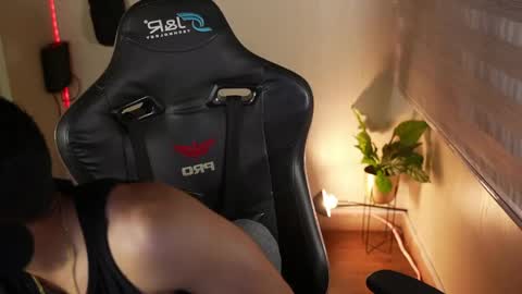 David Capizzi online show from April 9, 2026, 12:43 am