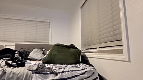 cappinrc8 online show from January 16, 2026, 5:55 am