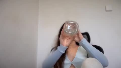 Emma online show from September 12, 2025, 7:08 am