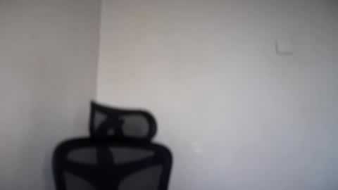 Emma online show from December 18, 2025, 7:14 am