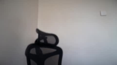 Emma online show from December 19, 2025, 8:10 am