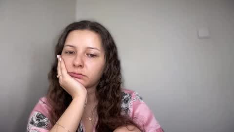 Emma online show from December 22, 2025, 7:38 am