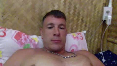 Snapshot of capt_oliver chatting on January 26, 2025, 6:06 pm follow my twitter  online show from January 26, 2025, 6:06 pm