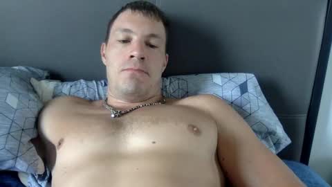 Snapshot of capt_oliver chatting on March 7, 2025, 5:08 am follow my twitter  online show from March 7, 2025, 5:08 am