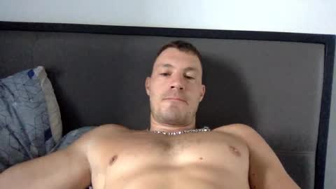 Snapshot of capt_oliver chatting on March 10, 2025, 4:38 am follow my twitter  online show from March 10, 2025, 4:38 am