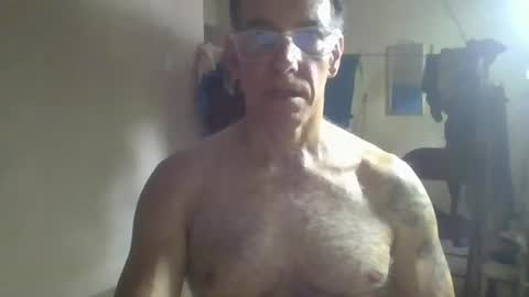 Snapshot of captainfox_ chatting on July 6, 2026, 3:03 pm captainfox_ online show from July 6, 2026, 3:03 pm
