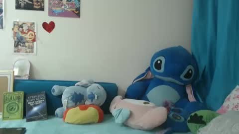 Snapshot of caramel_doll_ chatting on May 5, 2026, 11:13 pm ing online show from May 5, 2026, 11:13 pm