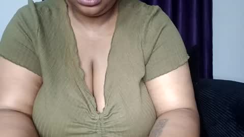caramel_drip1 online show from July 16, 2026, 12:11 pm