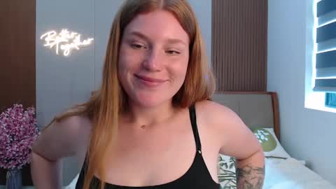 Snapshot of caramelstorm chatting on April 6, 2026, 4:46 am Lana online show from April 6, 2026, 4:46 am