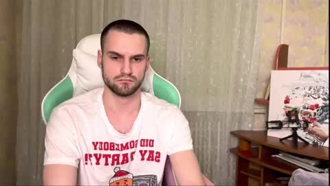 Cari online show from December 13, 2025, 7:53 pm