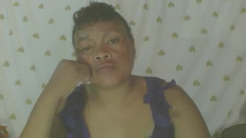 carinesexy69 online show from November 18, 2025, 9:47 am