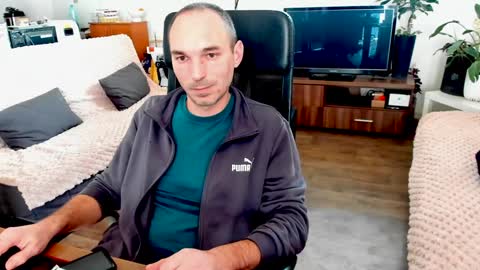 Carla And The Neighbor online show from January 8, 2025, 12:47 pm