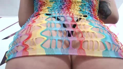 carla online show from December 4, 2025, 6:01 am