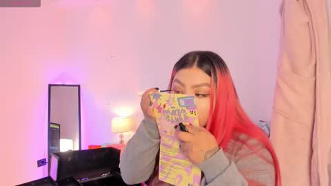 Snapshot of carla_wet18 chatting on November 8, 2025, 4:12 am Carla Wet18 online show from November 8, 2025, 4:12 am