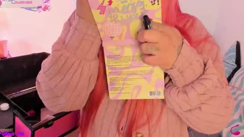 Snapshot of carla_wet18 chatting on November 11, 2025, 4:45 am Carla Wet18 online show from November 11, 2025, 4:45 am