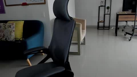 Carla Connor online show from March 9, 2025, 11:47 am