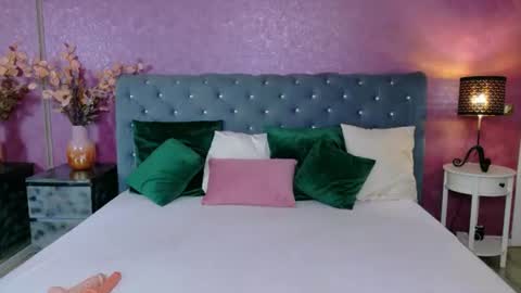 Snapshot of carlareys chatting on July 8, 2026, 4:06 am carlareys online show from July 8, 2026, 4:06 am