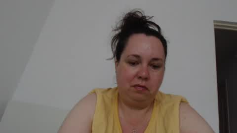 Carlaruth online show from July 8, 2026, 3:11 am