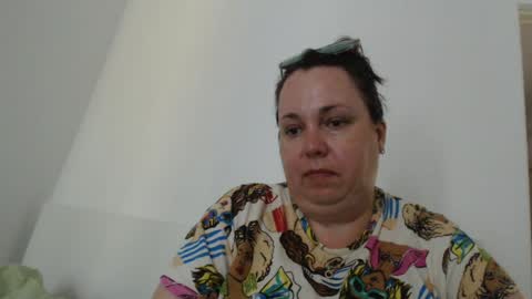 Carlaruth online show from July 17, 2026, 7:37 am