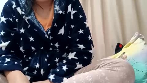 carlasweet00 online show from October 15, 2025, 1:17 am