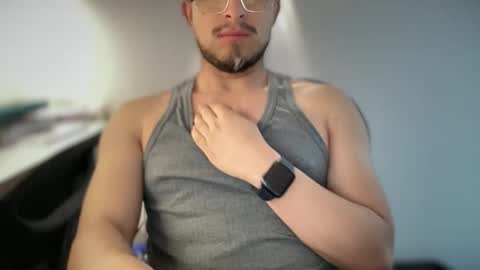 carlcarlinches4 online show from November 11, 2025, 1:55 pm