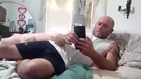 carldhammers online show from September 28, 2025, 5:40 pm