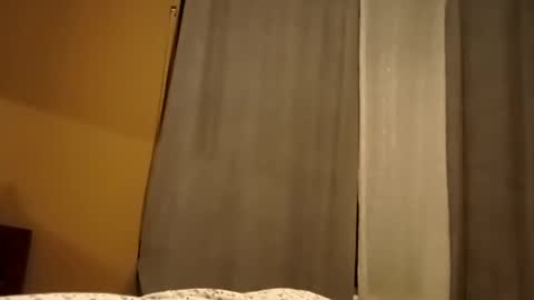 carlitito1 online show from February 10, 2025, 8:20 am