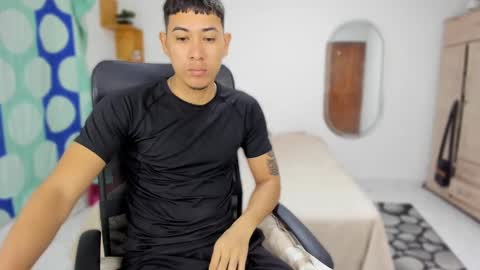 master online show from October 4, 2025, 1:53 pm