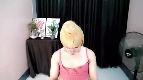 carlo_bigcock69 online show from September 18, 2025, 6:59 am